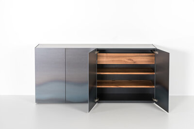 IGN. B2. SIDE. Sideboard