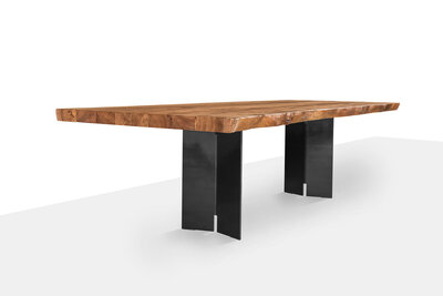 IGN. STEEL. SIDE. Tisch