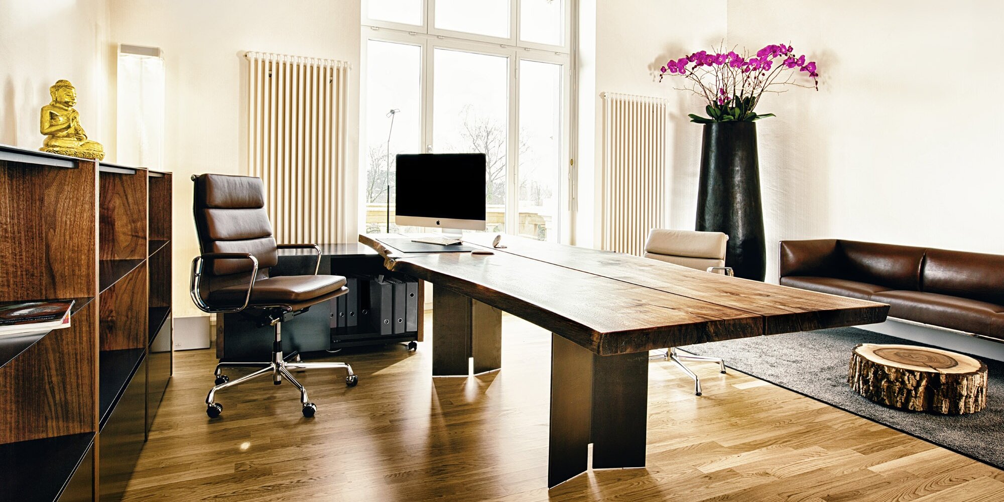 IGN. OFFICE. Desk